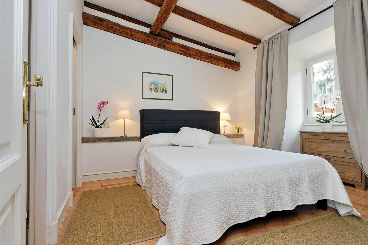 Via Pierre - Villas In The Countryside Of Rome Ciampino Exterior photo