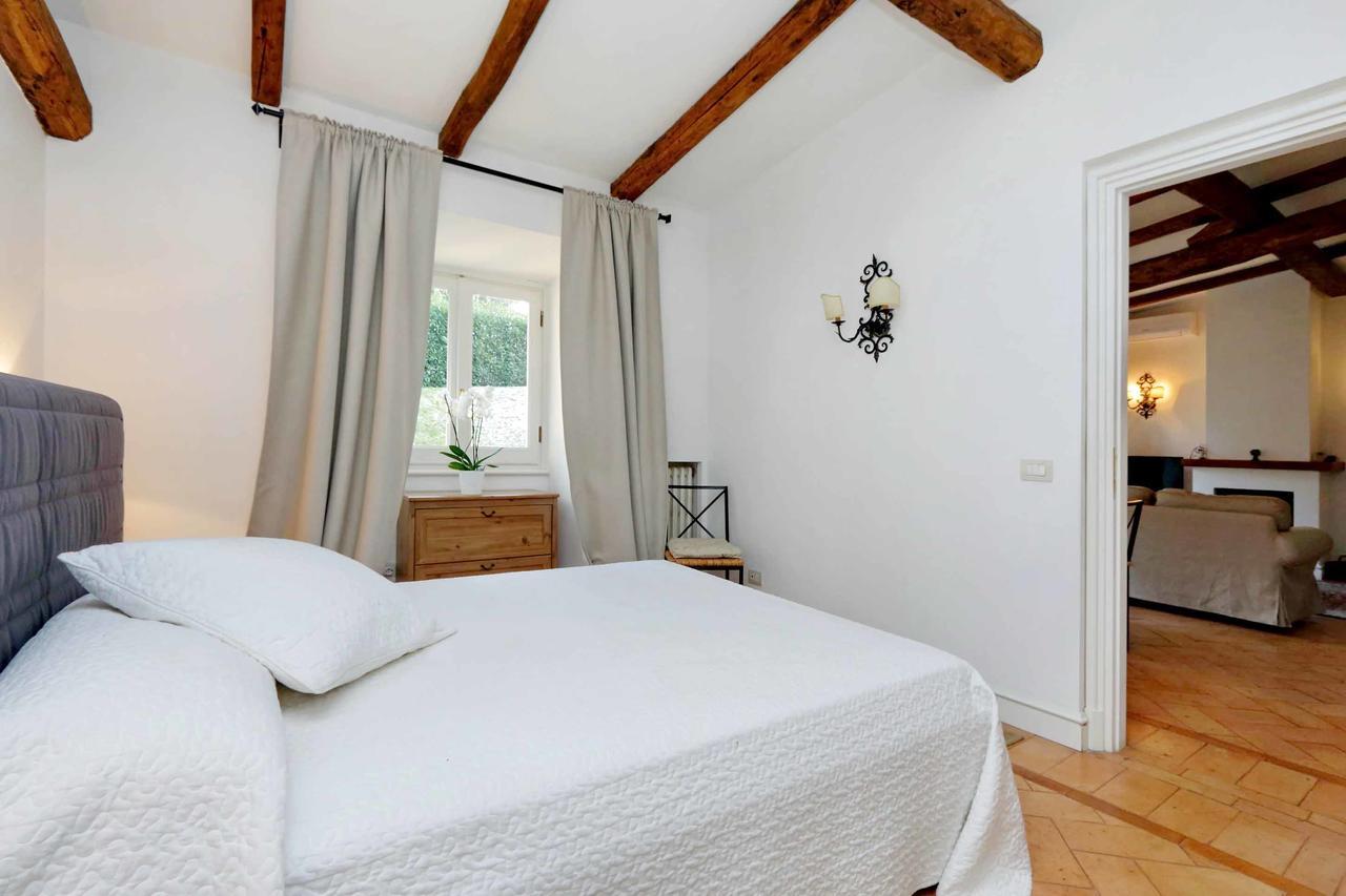Via Pierre - Villas In The Countryside Of Rome Ciampino Exterior photo