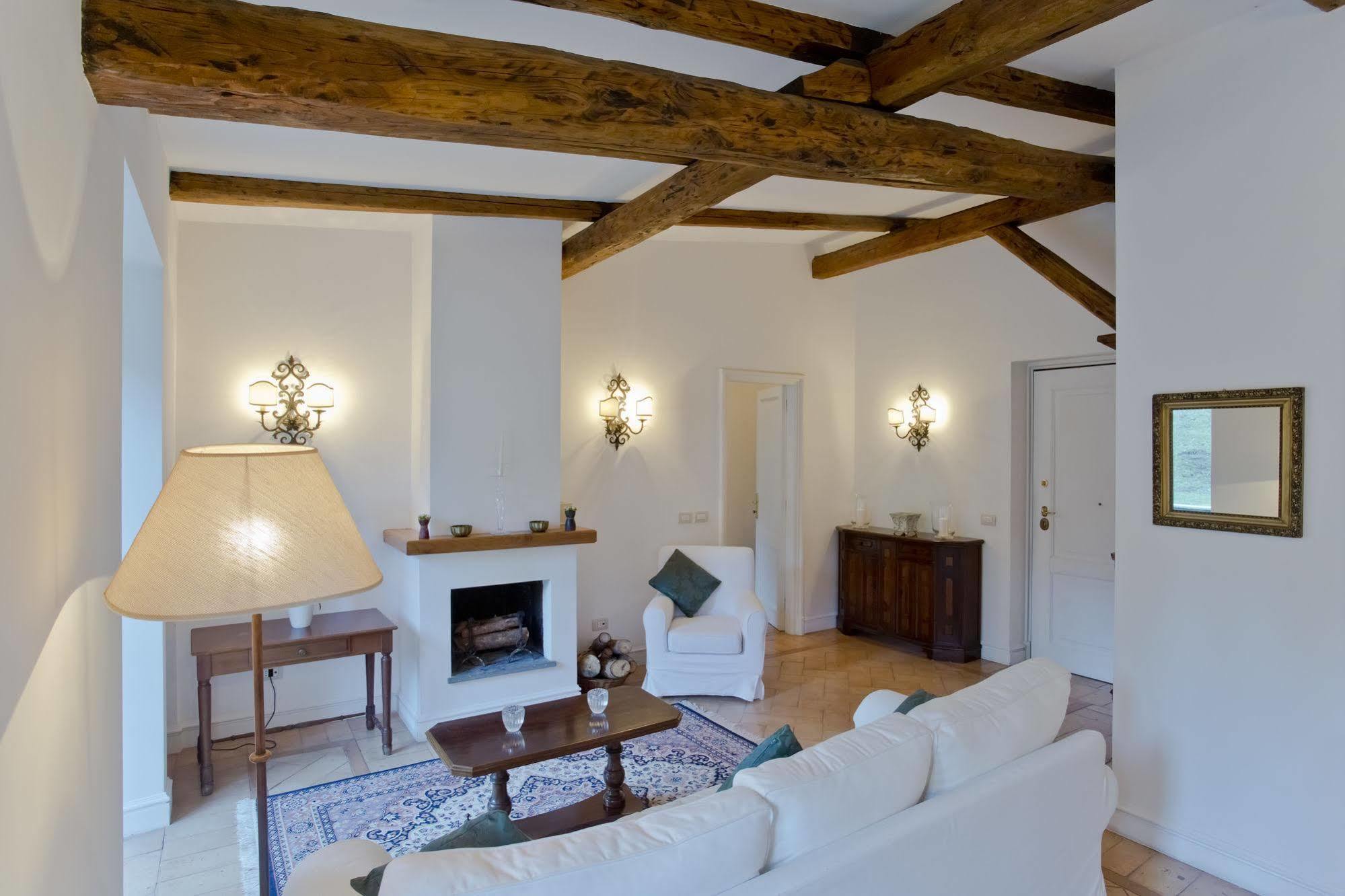 Via Pierre - Villas In The Countryside Of Rome Ciampino Exterior photo