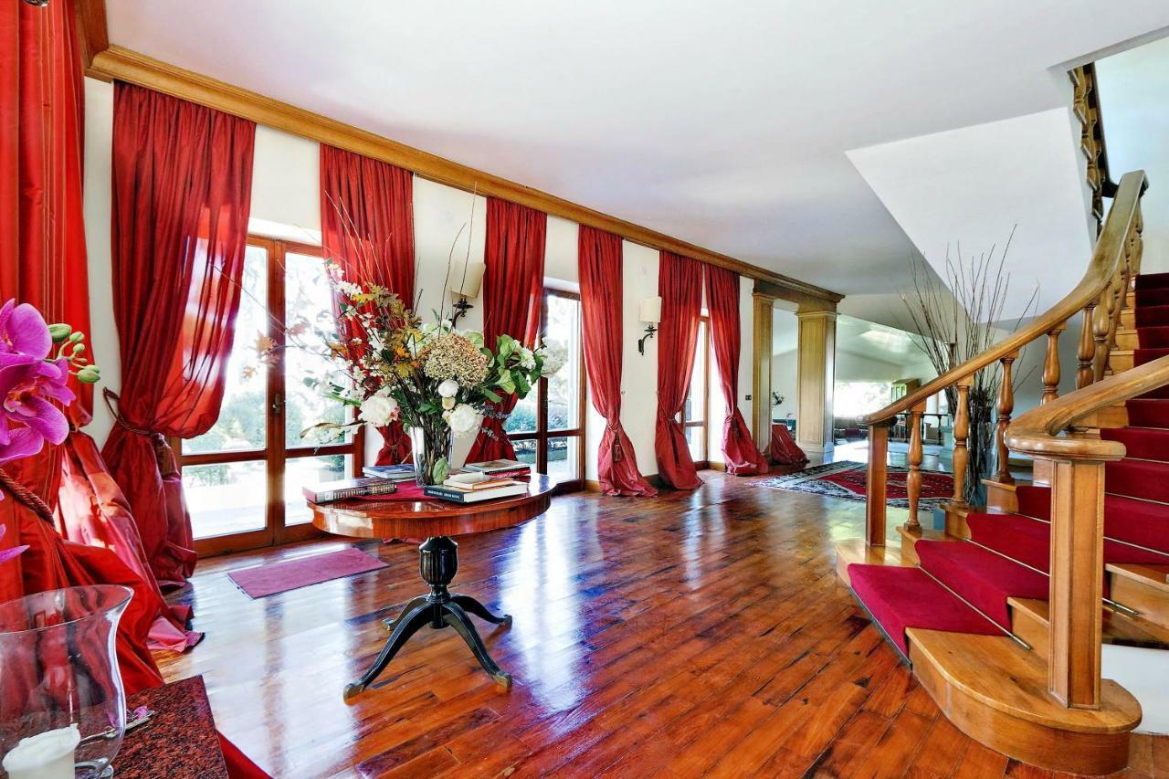 Via Pierre - Villas In The Countryside Of Rome Ciampino Exterior photo